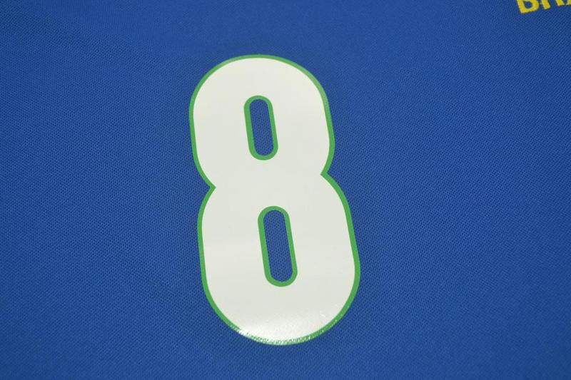 Camisa Retrô Brasil Away  1998 "Dunga" N°.8