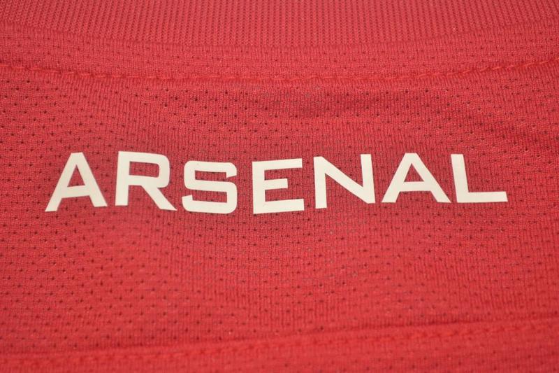 Camisa Arsenal Home 11/12 - Versão Retrô "Henry" Nº 14