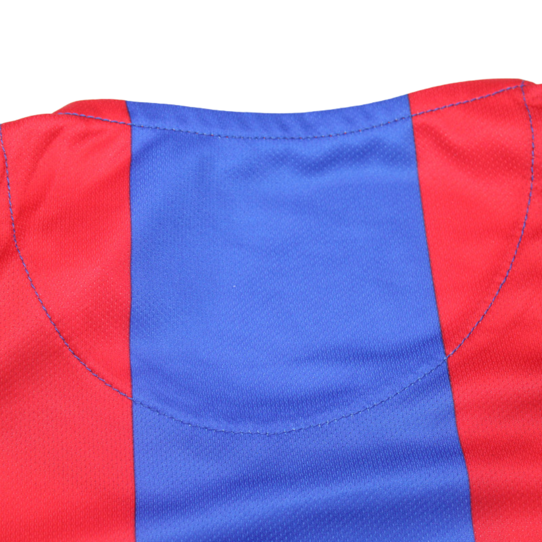 Camisa Barcelona Home 04/05 - Versão Retrô "Ronaldinho" Nº 10