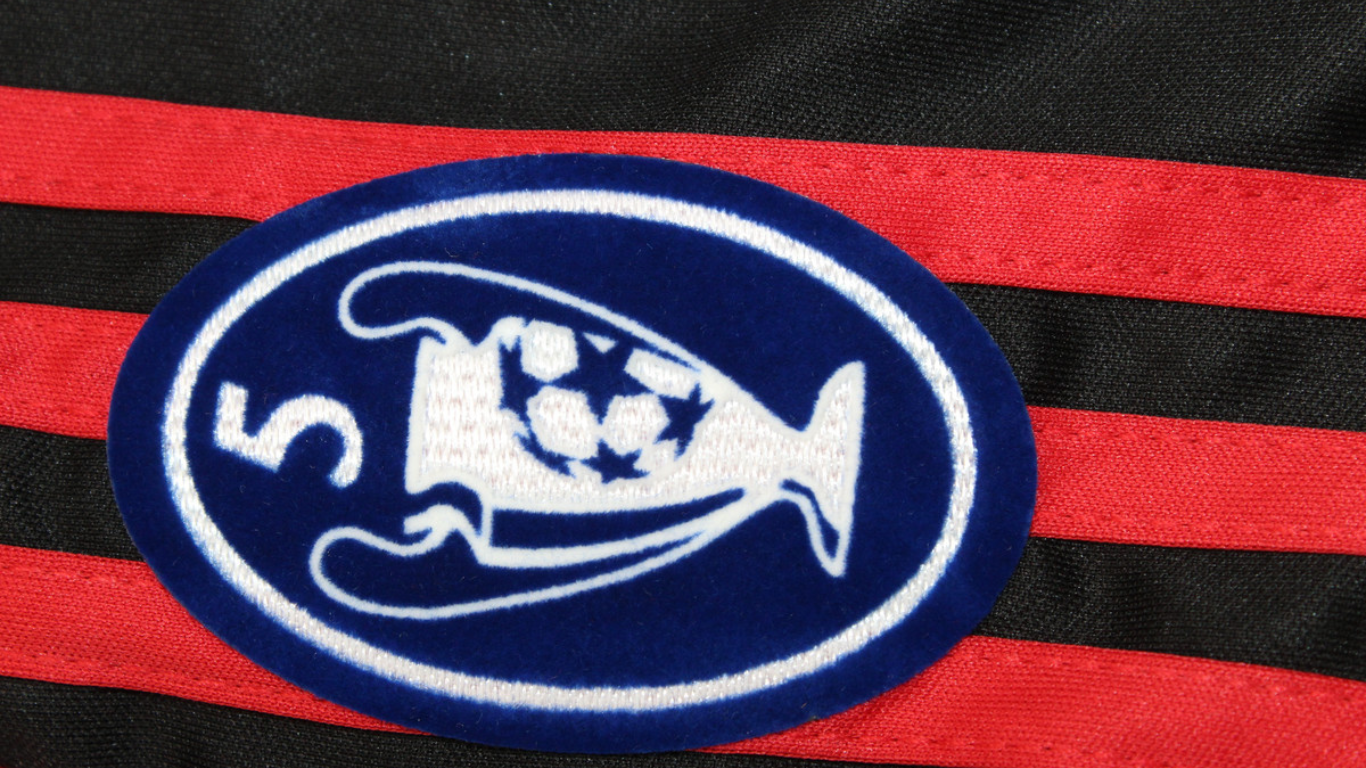Camisa Retrô Milan Third  UCL Versão 00/01 "ondo" N°.5