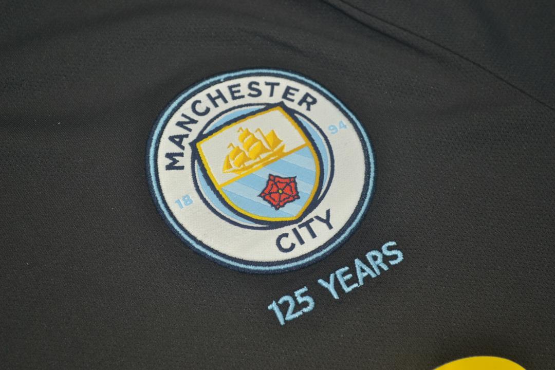 Camisa Retrô Manchester City  19/20 "Kun Aguero" Nº10
