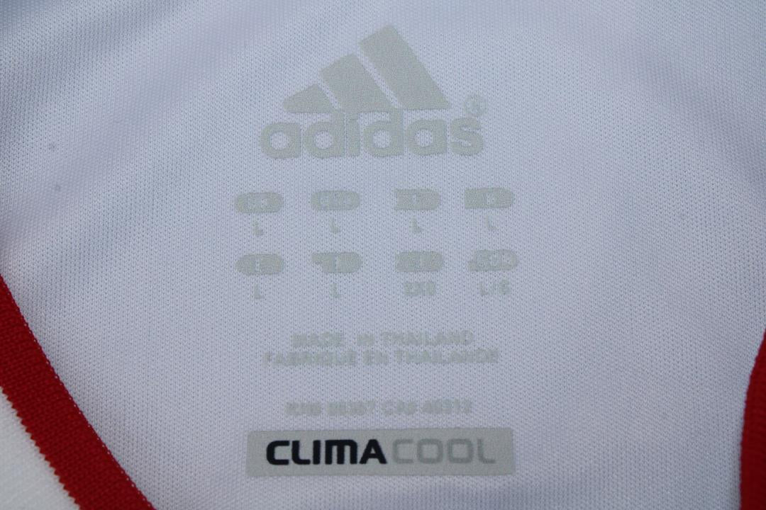 Camisa Retrô Milan Away  UCL Versão 11/12 "Pato" N°.7