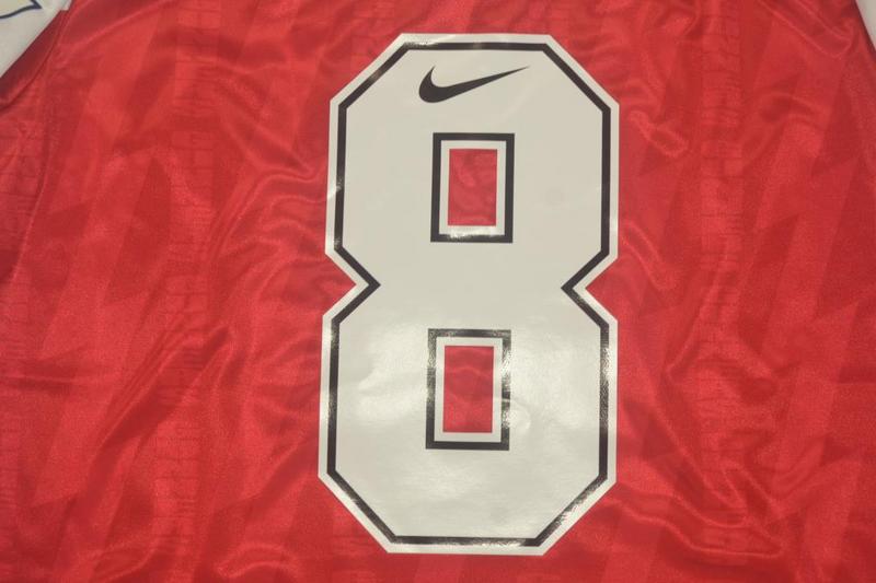 Camisa Arsenal Home 94/95 - Versão Retrô "Wright" Nº 8