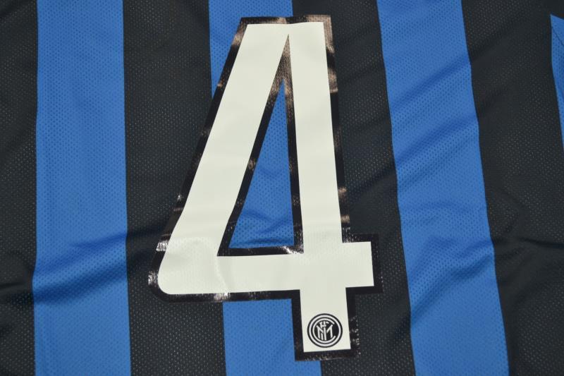 Camisa Retrô Inter de Milão Home UCL Finale Versão 2010 "J.Zanetti" N°.4