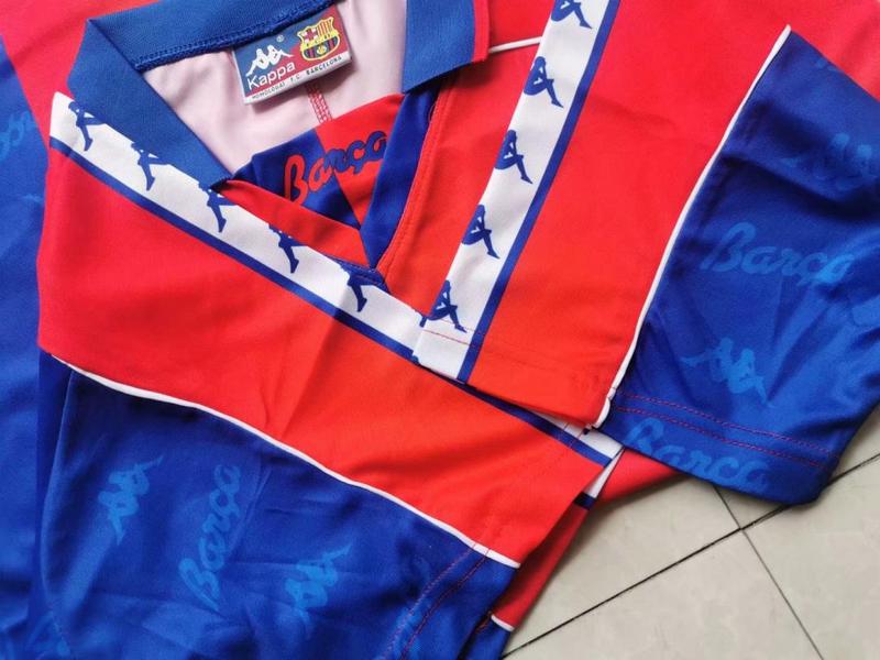 Camisa Barcelona Home 92/95 - Versão Retrô Nº 10