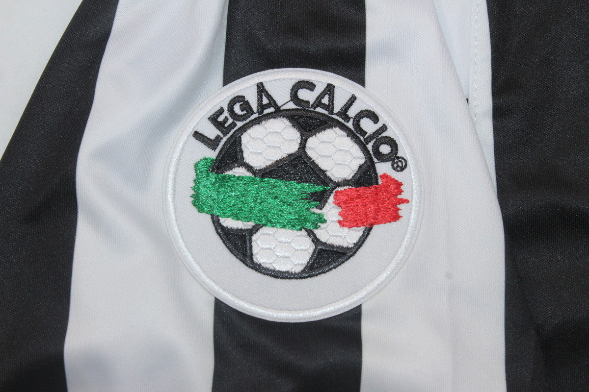 Camisa Retrô Juventus Home 03/04 "Del Piero" N°.10