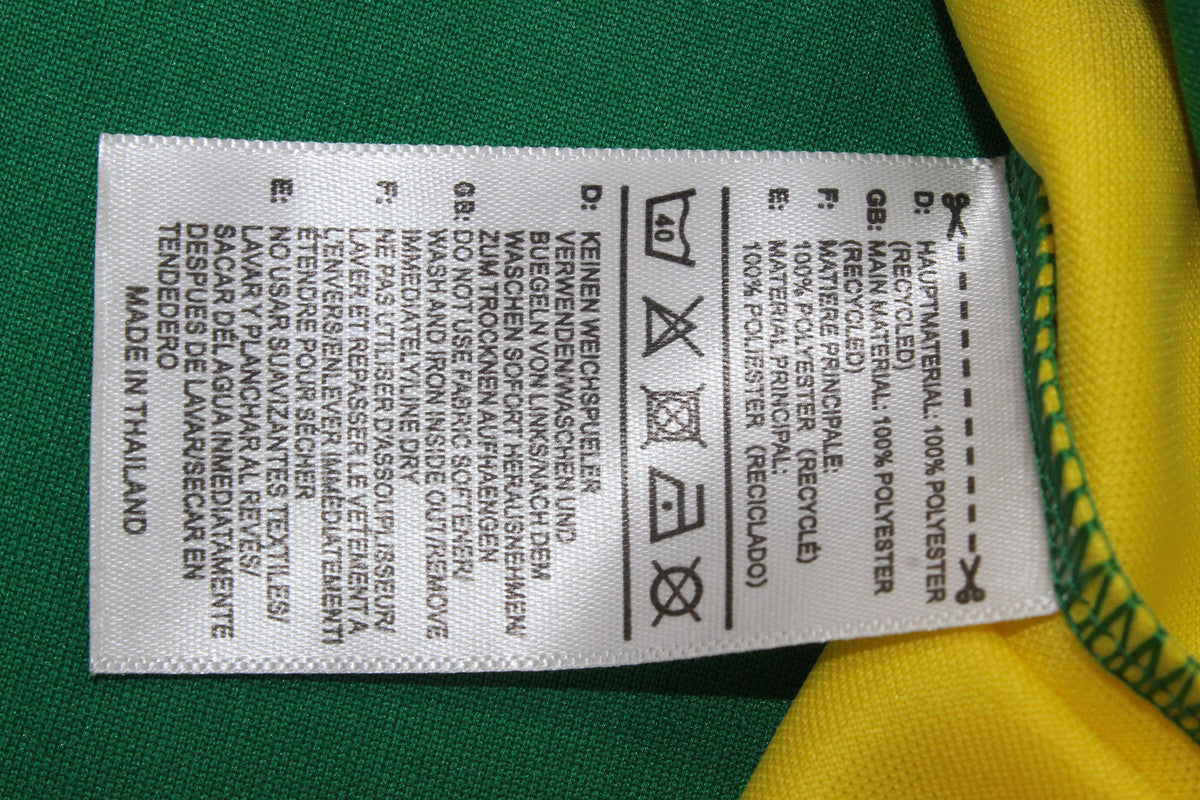 Camisa Retrô Camarões Home 1998 "Mboma" N°.10