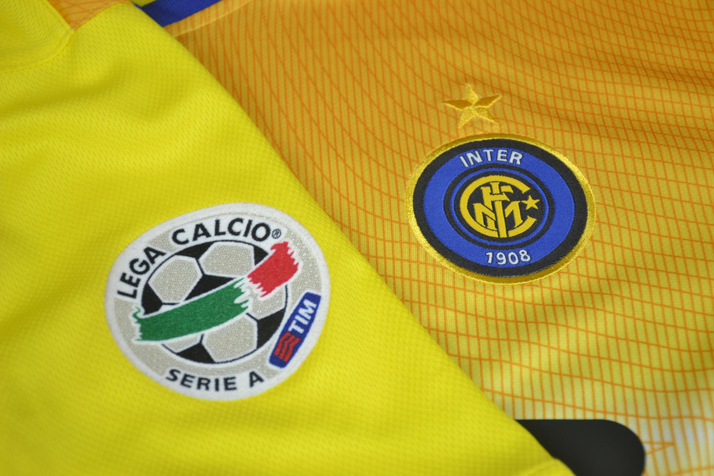 Camisa Retrô Inter de Milão Third  02/03 "F.Cannavaro" N°.13