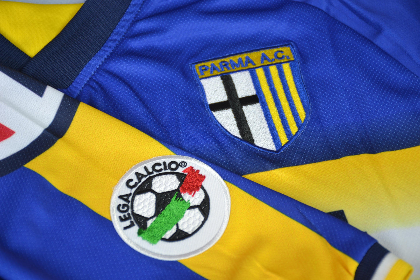 Camisa Retrô Parma Home 90 Years Edição 03/04 "Adriano" N°.9