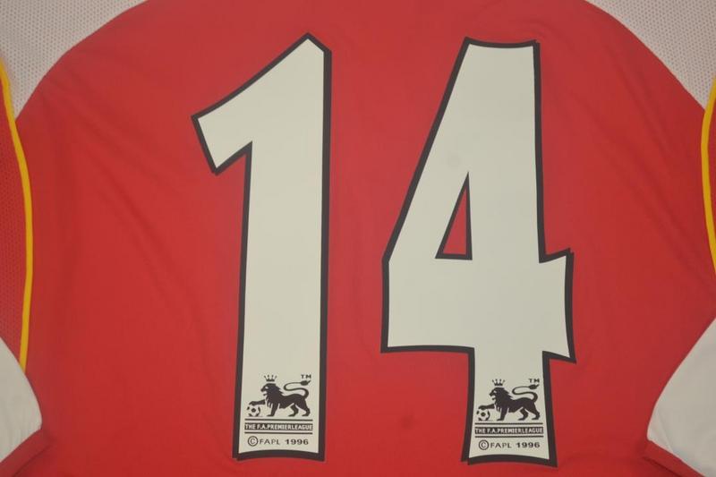 Camisa Arsenal Manga Longa 04/05 - Versão Retrô "Henry" Nº 14