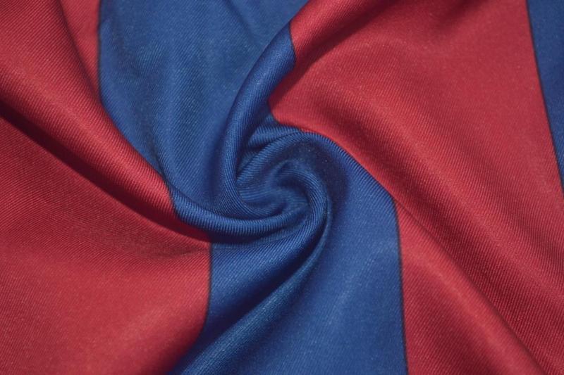 Camisa Barcelona Home 05/06 - Versão Retrô