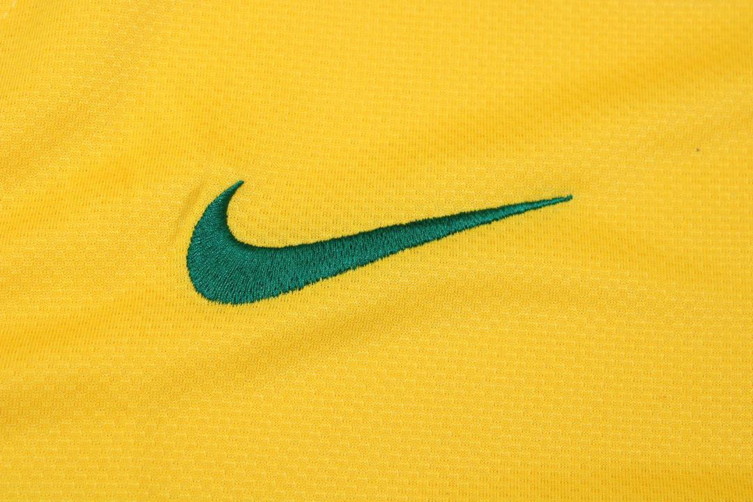 Camisa Retrô Brasil Home 2010 "Ronaldinho" N°.10