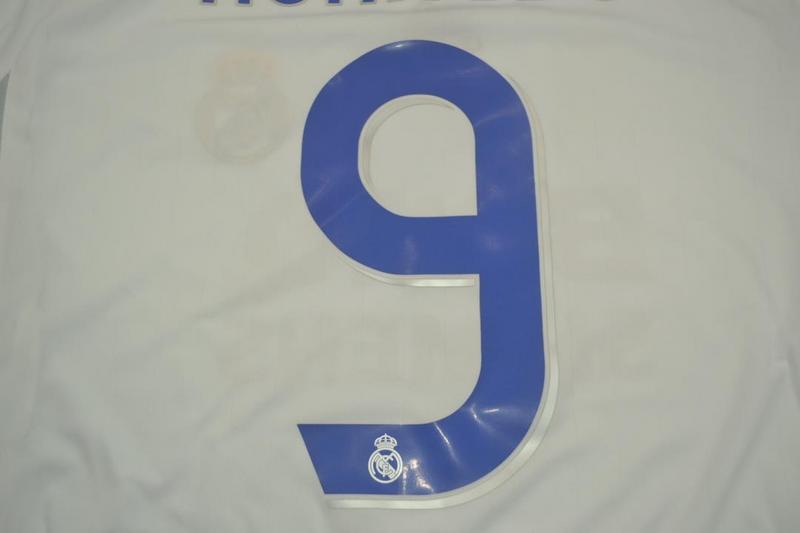 Camisa Real Madrid Manga Longa 06/07 - Versão Retrô "Cristiano Ronaldo" Nº 9