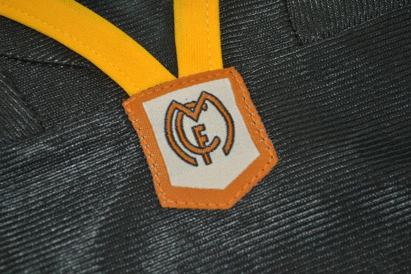 Camisa Real Madrid Away 99/00 - Versão Retrô "Redondo" Nº 6