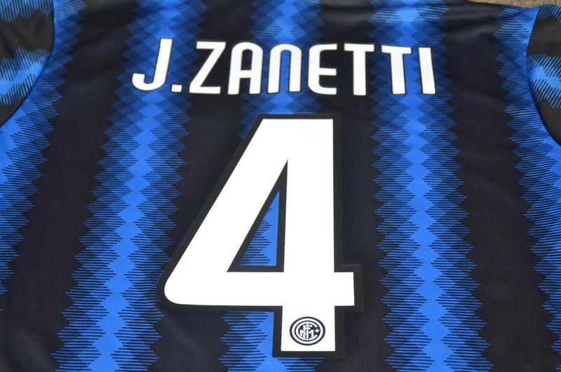 Camisa Retrô Inter de Milão Home 150th  Versão 10/11 "J.Zanetti" N°.4