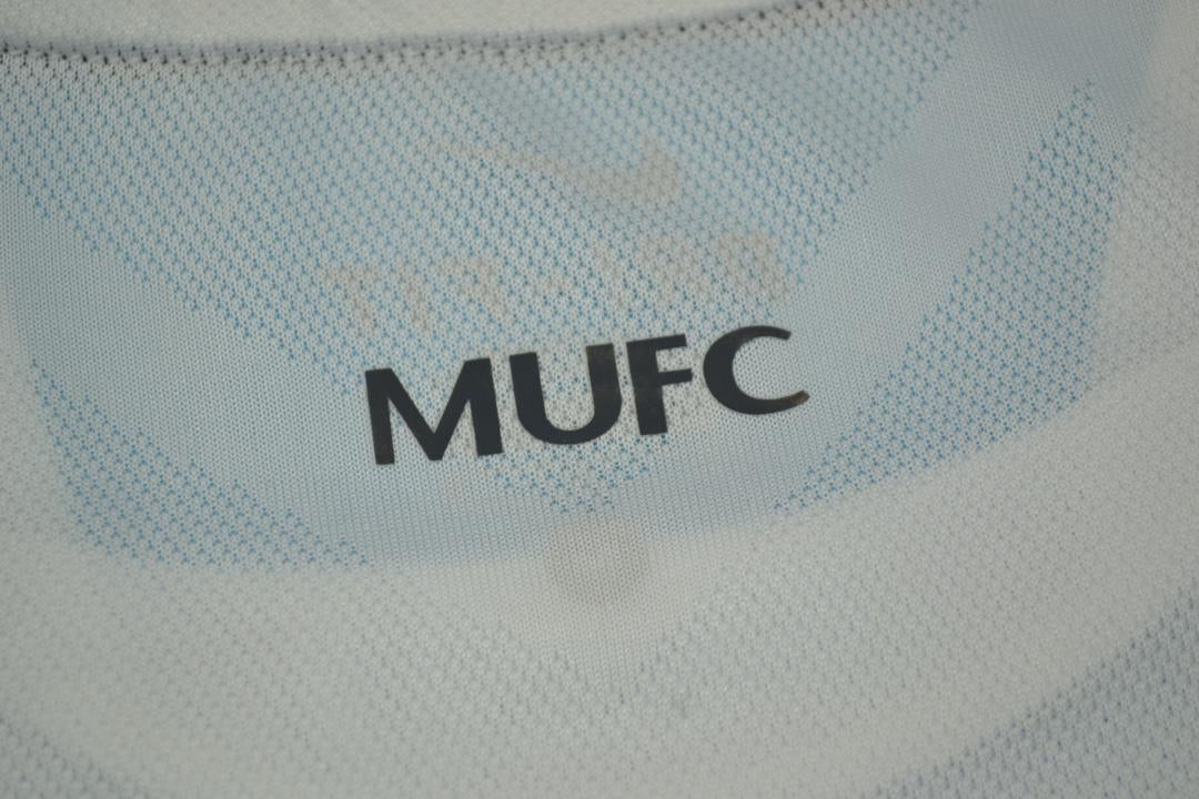 Camisa Manchester United Away 10/11 - Versão Retrô