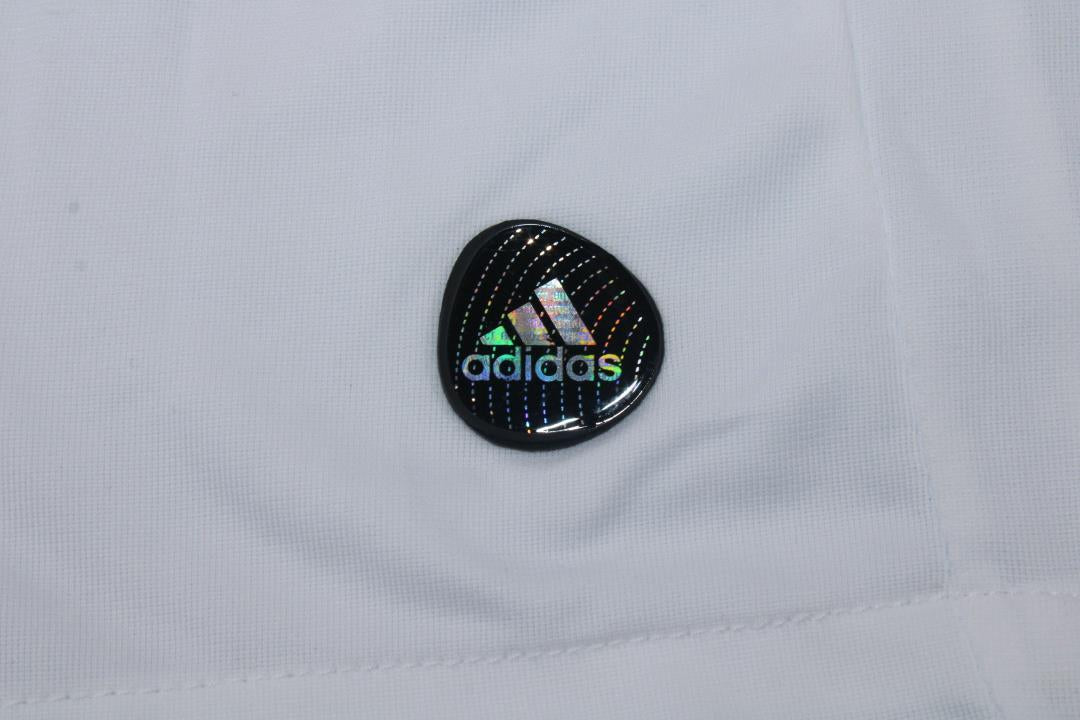 Camisa Real Madrid Manga Longa 11/12 - Versão Retrô "Arbeloa" Nº 17