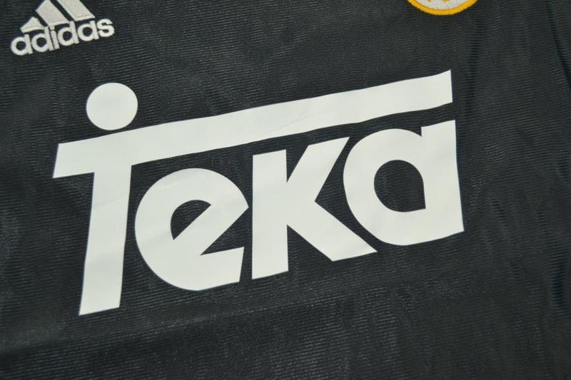 Camisa Real Madrid Away 99/00 - Versão Retrô "Redondo" Nº 6