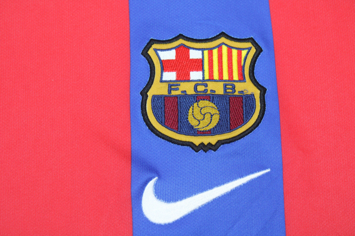 Camisa Barcelona Home 01/02 - Versão Retrô