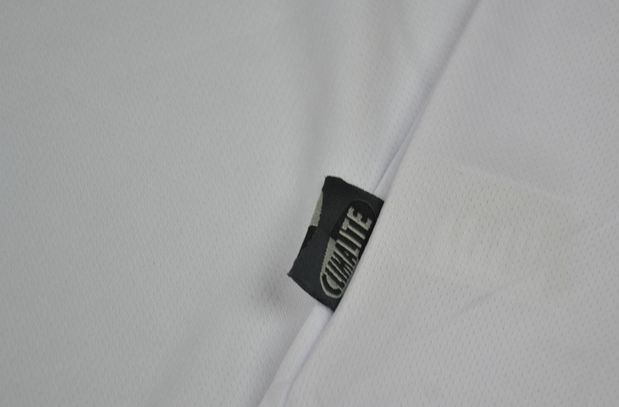 Camisa Real Madrid Home 03/04 - Versão Retrô "Beckham" Nº 23