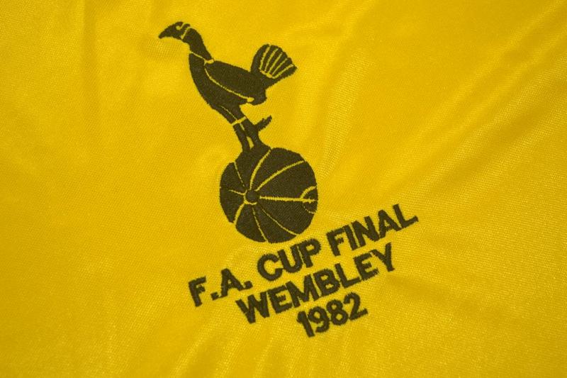 Camisa Tottenham FA Cup Final 81/82 - Versão Retrô