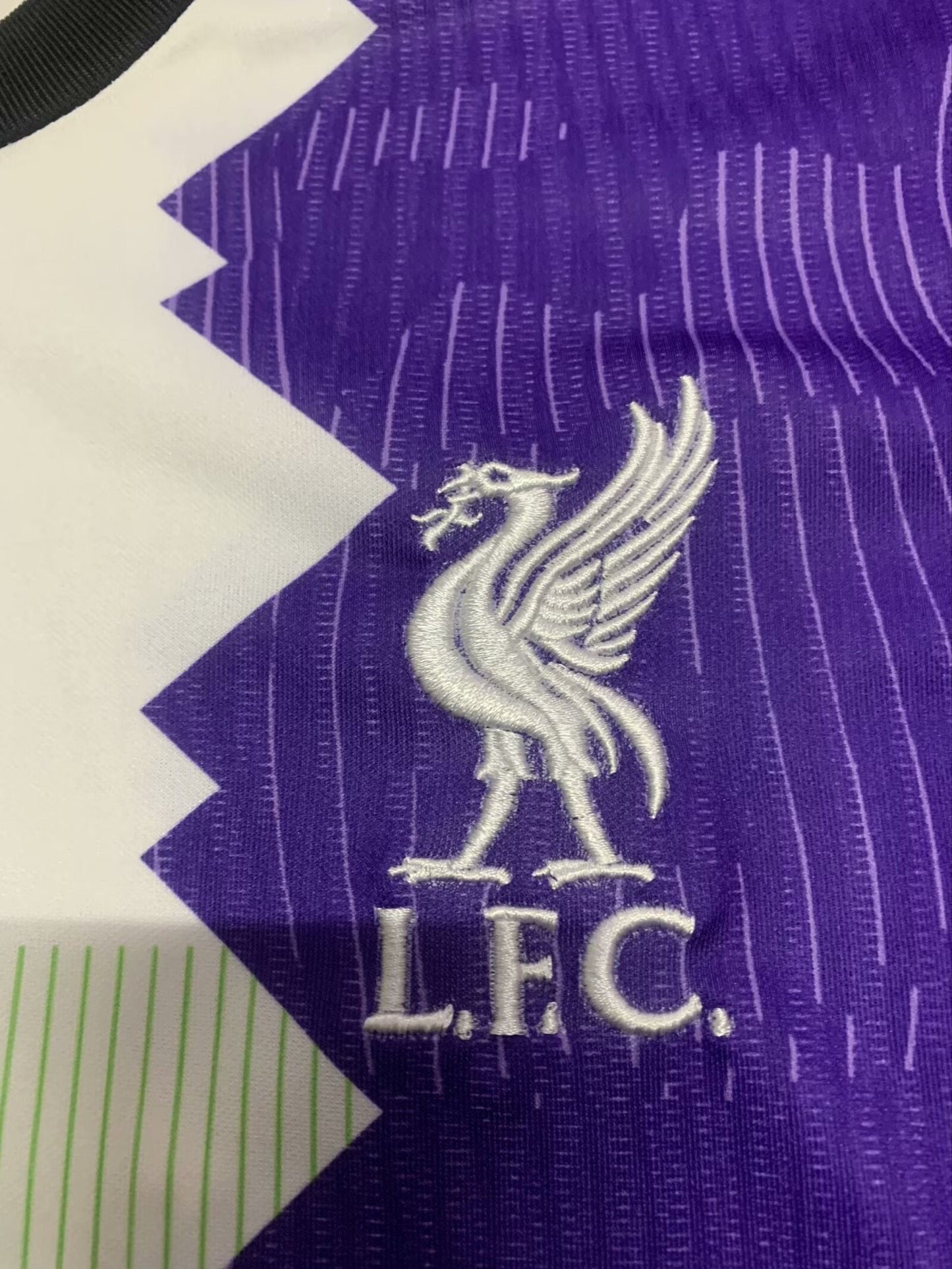 Camisa Liverpool Versão Especial 23/24 - Versão Retrô
