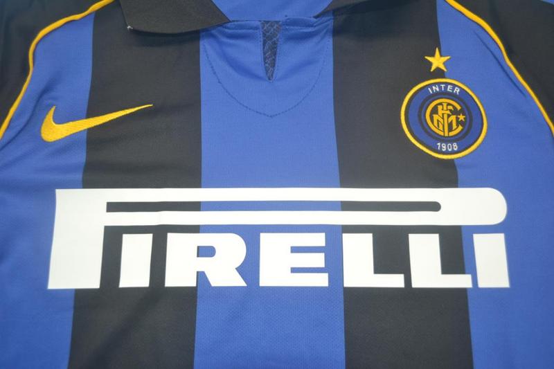 Camisa Retrô Inter de Milão Home 01/02 "Adriano" N°.10