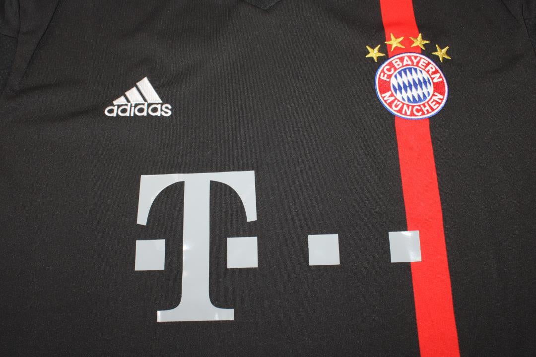 Camisa Bayern de Munique Away 14/15 - Versão Retrô "Lewandowski" N° 9