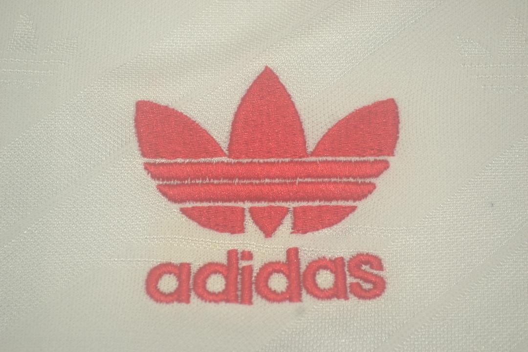 Camisa Manchester United Away 86/88 - Versão Retrô "Bruce" Nº 4