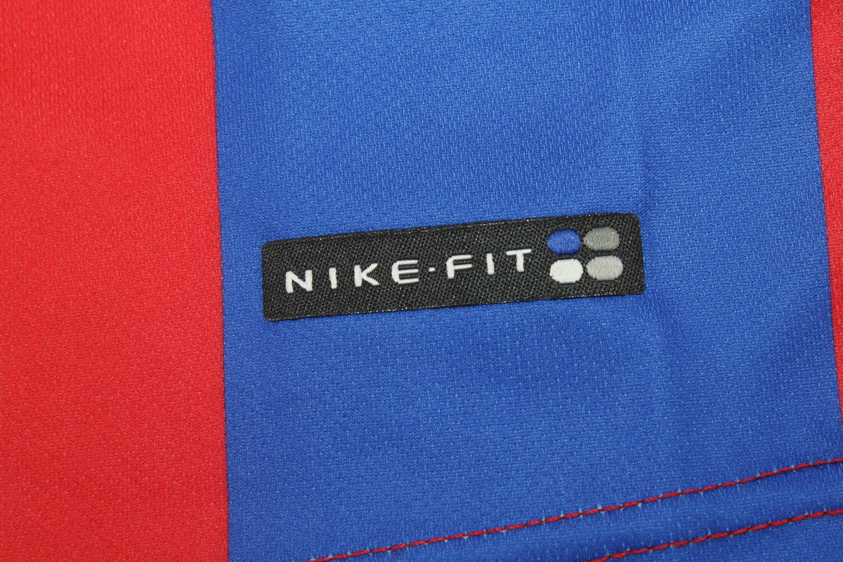 Camisa Barcelona Home 01/02 - Versão Retrô "Luis Enrique" Nº 21