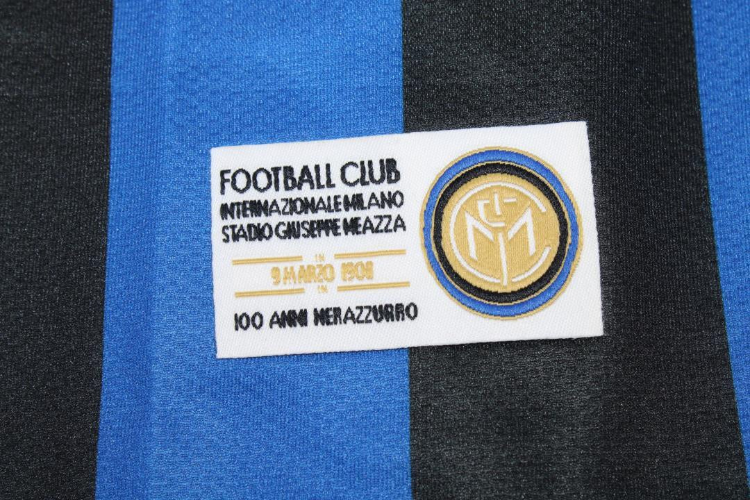 Camisa Retrô Inter de Milão Home 07/08 "Adriano" N°.10